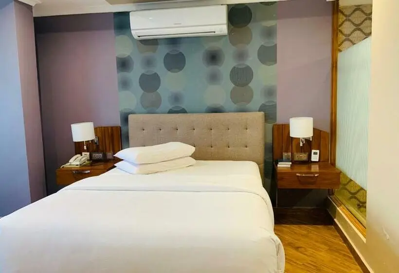 デラックスルーム, Tanga Beach Resort & Spa