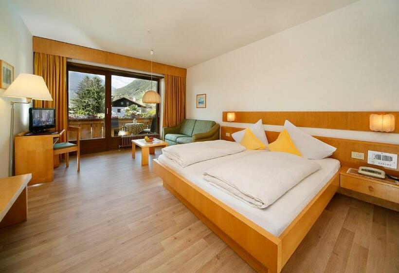 חדר סטנדרט עם מרפסת, Und Residence Johanneshof