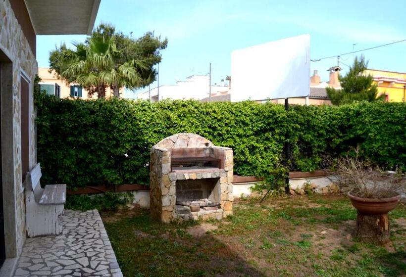 Habitación Cuádruple Estándar, Ostello Salento