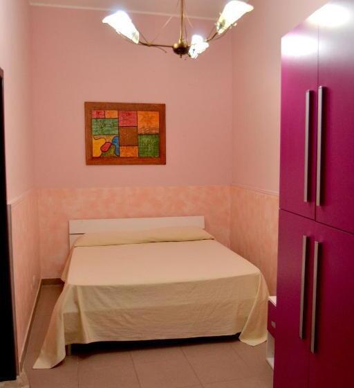 Estudio Superior, Ostello Salento