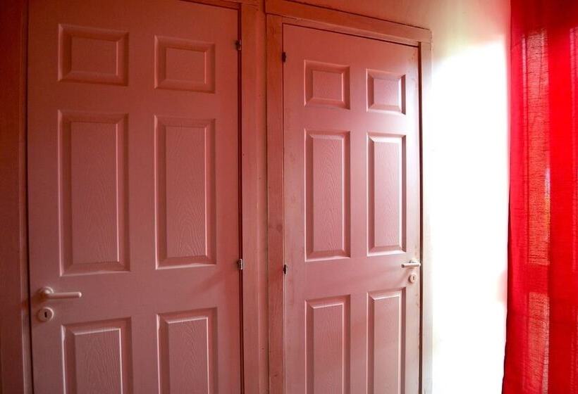 Cama en Habitación Compartida, Ostello Salento