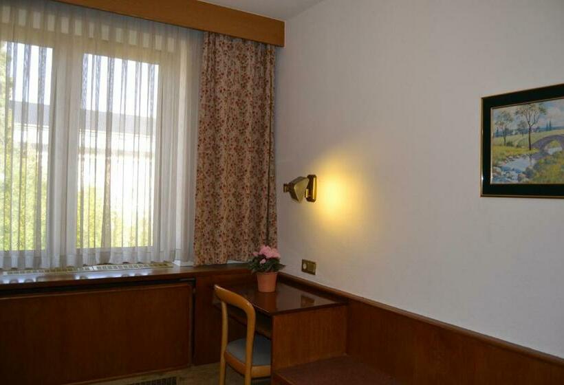 Номер Стандарт Индивидуальный, Top Hotel Garni, Modus Hotelbetriebe Gmbh
