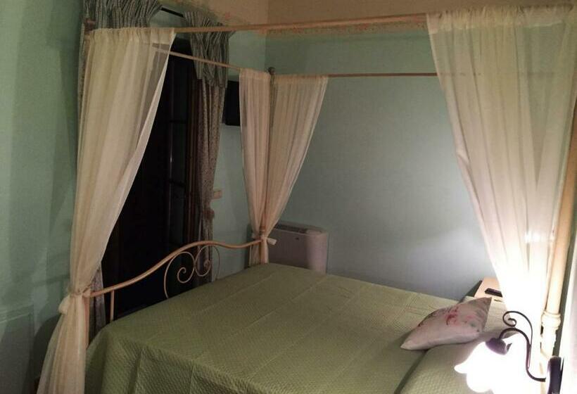 Номер Стандарт, B&b 8380 Saturnia Terme