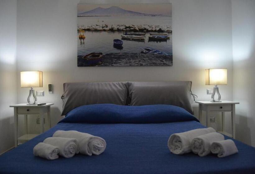 غرفة ديلوكس, Beatrice Home