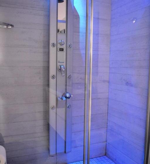 غرفة ديلوكس رباعية, Beatrice Home