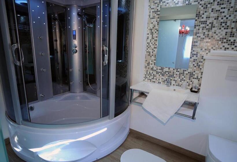 Номер Deluxe с Балконом, H5 5h Luxury Room