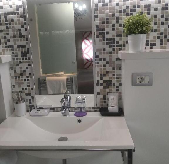 豪华房间, H5 5h Luxury Room