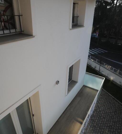 带阳台的豪华间, H5 5h Luxury Room