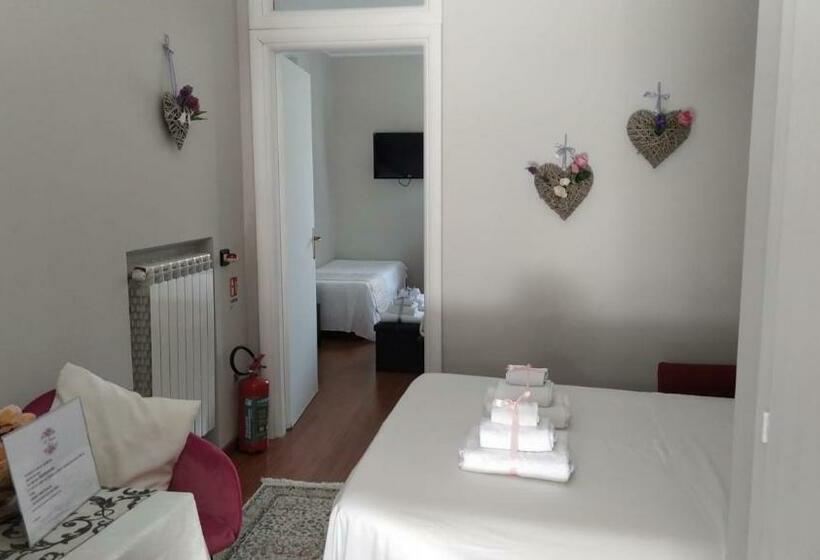 اتاق استاندارد چهار تخته, Il Roseto