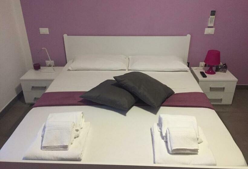 اتاق استاندارد, Pit Lane Affittacamere