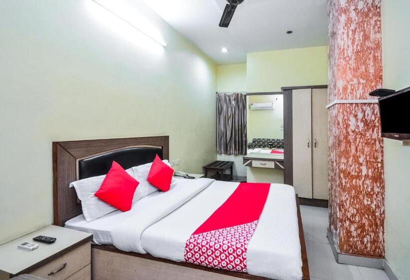 غرفة قياسية, O Prince