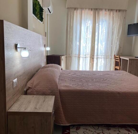 חדר סטנדרט, Centrale