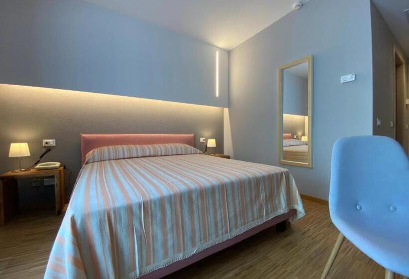 スタンダードルーム, Delta Park