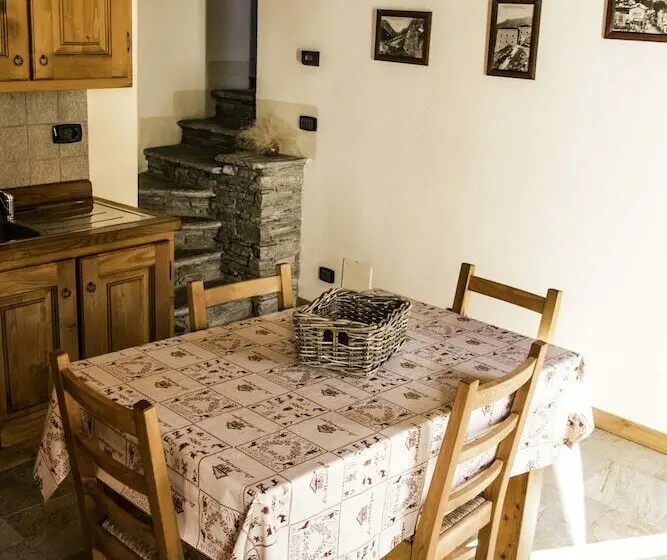 Duplex-huoneisto 1 Makuuhuone, Le Petit Fenestrelle
