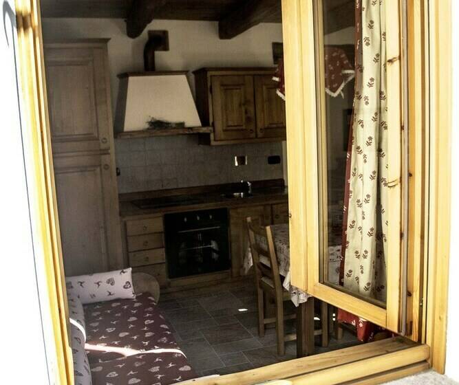 דירת דופלקס בת חדר שינה 1, Le Petit Fenestrelle