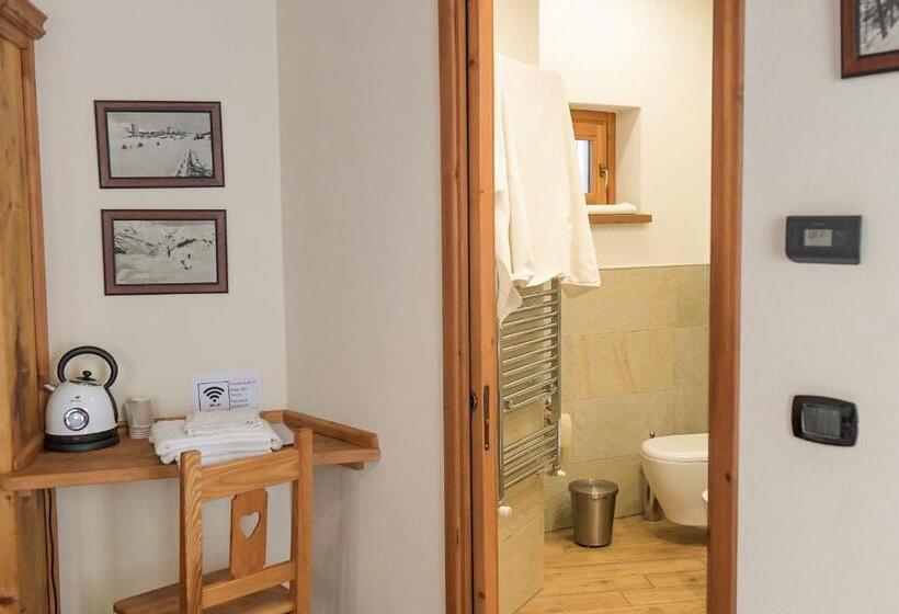 חדר סטנדרט עם מרפסת, Le Petit Fenestrelle