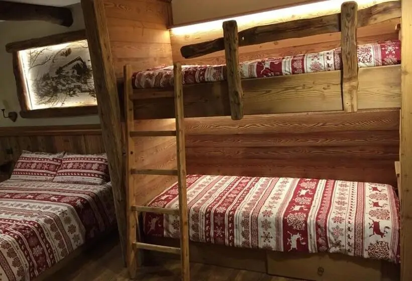 Standard Neljän Hengen Huone, Le Petit Fenestrelle