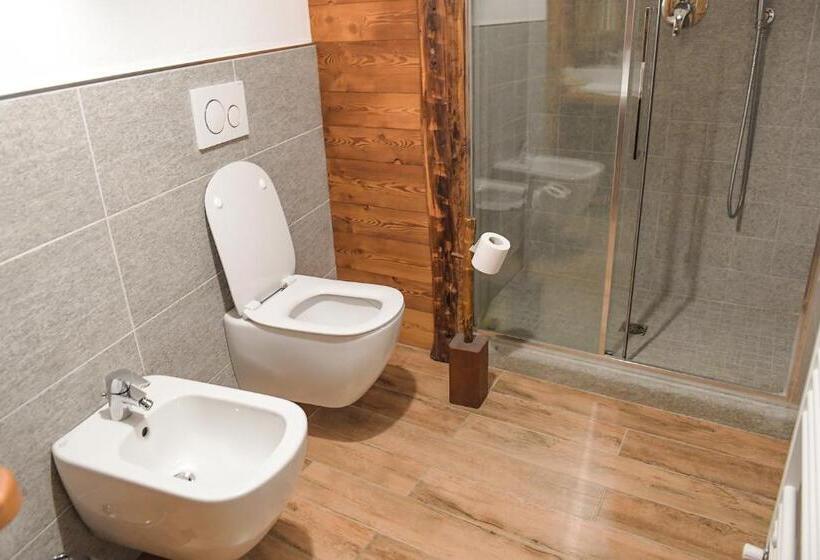 חדר סטנדרט, Le Petit Fenestrelle