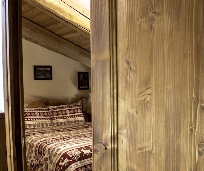 דירת דופלקס 2 חדרי שינה, Le Petit Fenestrelle