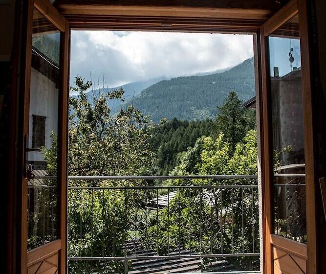 דירת חדר בסיסית, Le Petit Fenestrelle