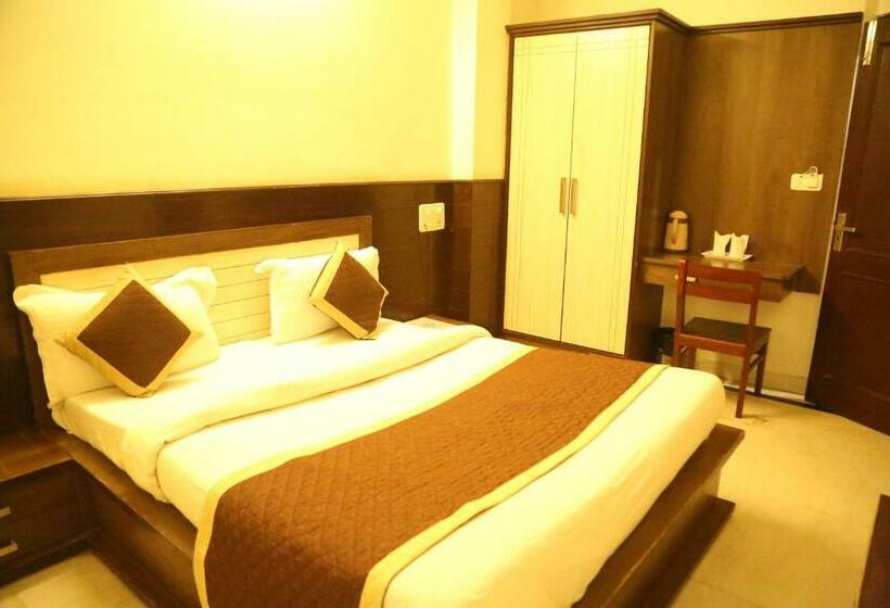 חדר דלוקס, Sagun