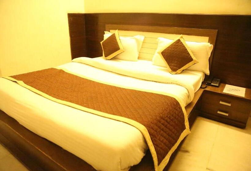 חדר דלוקס, Sagun