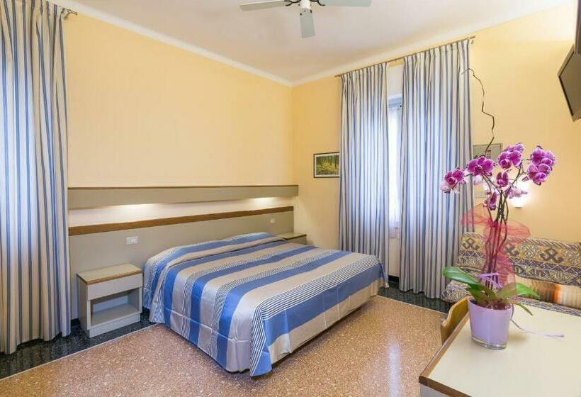 이코노미 룸, Villa Delibera