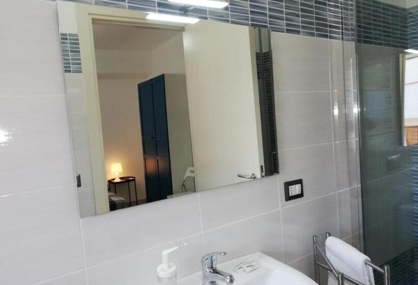 חדר סטנדרט, Akron B&b