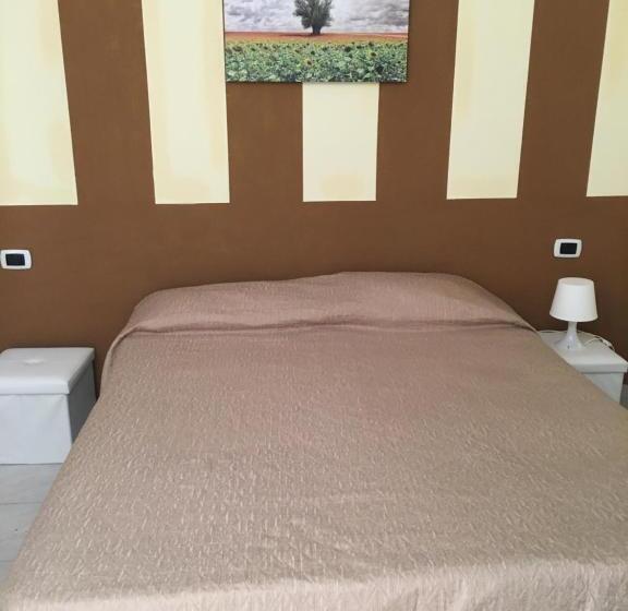 غرفة قياسية ثلاثية, B&b Baia Dello Stretto