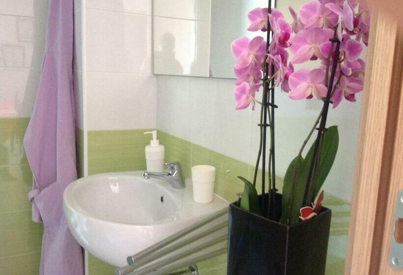 اتاق استاندارد, B&b Pontemare