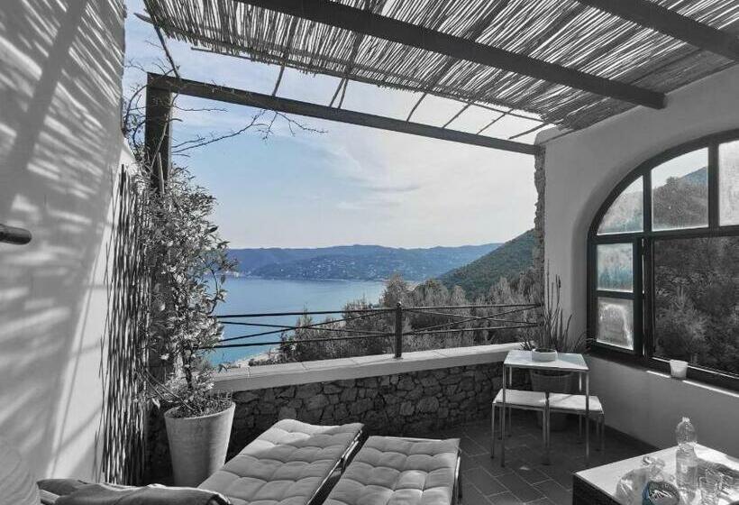 شقة غرفة واحدة مطلة على البحر, Le Terre Del Drago Apartment