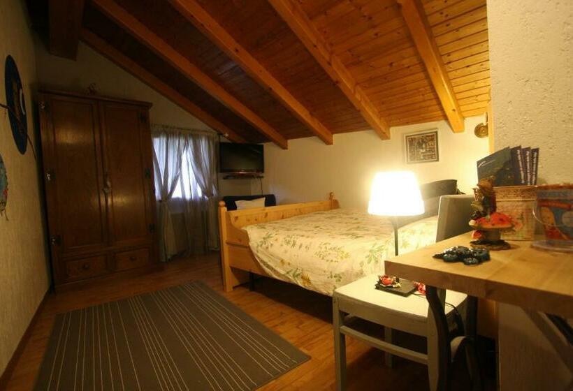 غرفة ديلوكس ذات إطلالة, Relais Des Elfes