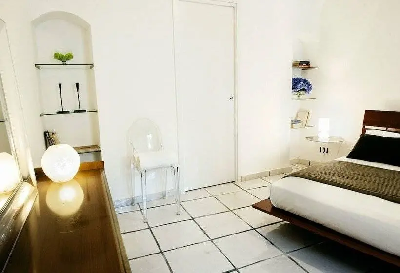 エコノミールーム, Caprino B&b