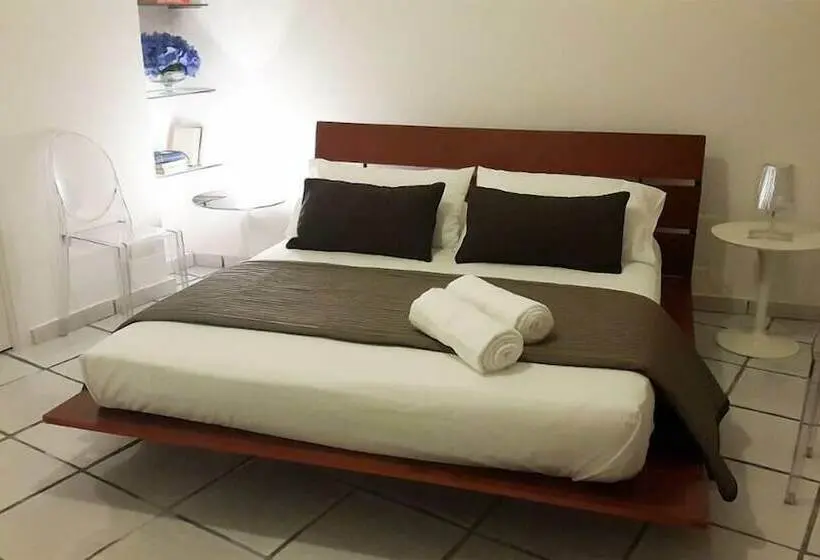 エコノミールーム, Caprino B&b