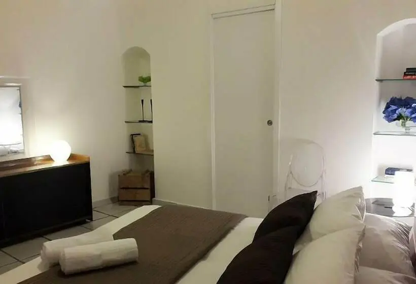 エコノミールーム, Caprino B&b