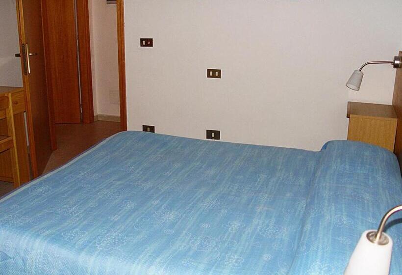 스탠다드 룸, Albergo Ristorante La Torretta