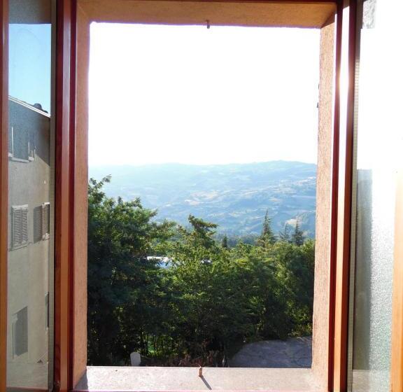 스탠다드 트리플 룸, Albergo Ristorante La Torretta