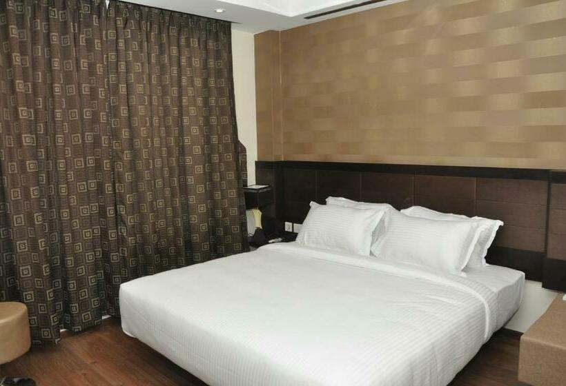 Номер Клуб, Atrium