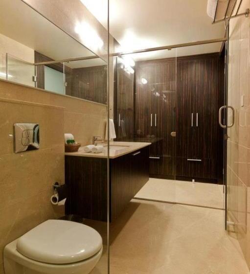 جناح, Iris Premire