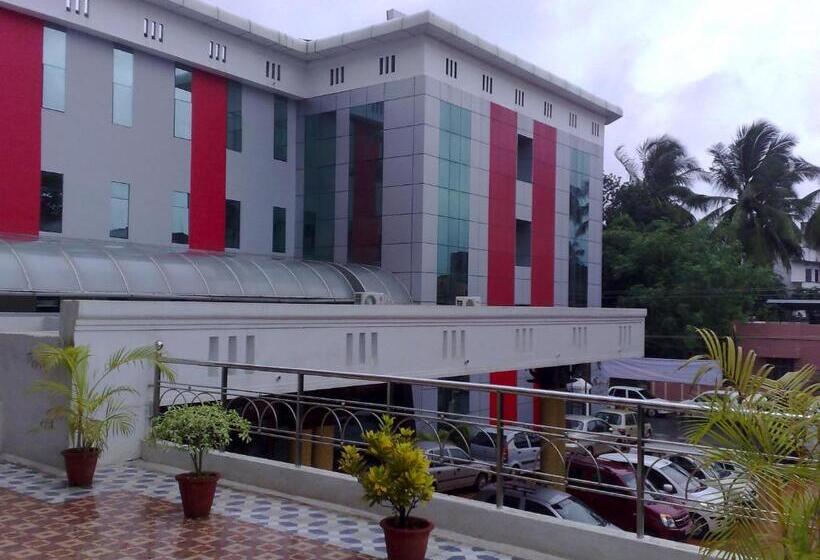 带大床的套房, Kpm Regency