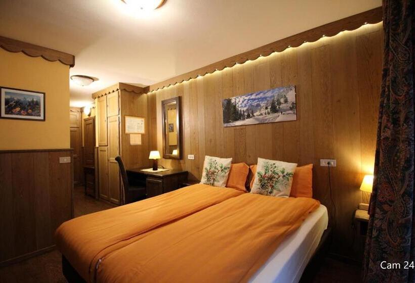 スタンダードルーム, Meynet