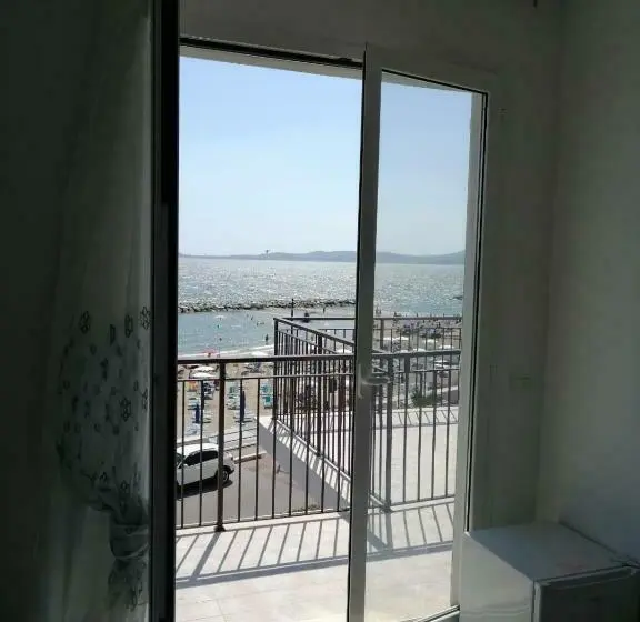 オーシャンビュースタンダードルームバルコニー付き, Tirreno Formia