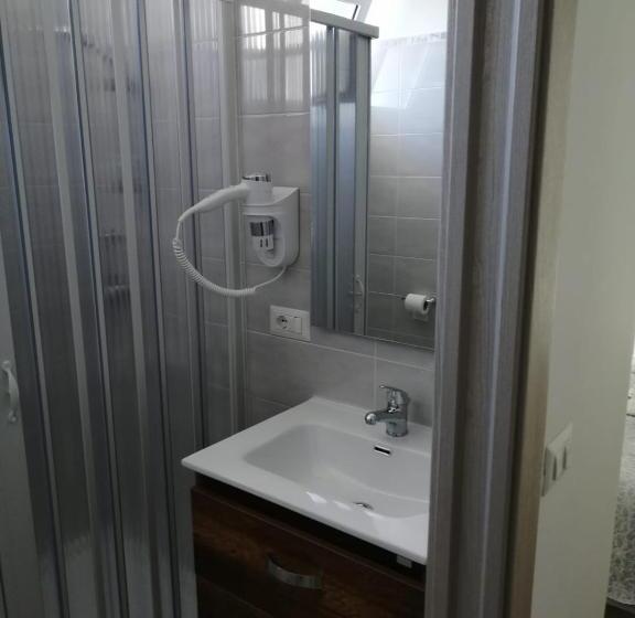 オーシャンビュースタンダードルームバルコニー付き, Tirreno Formia