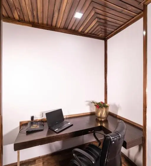スイート, Yangthang Heritage