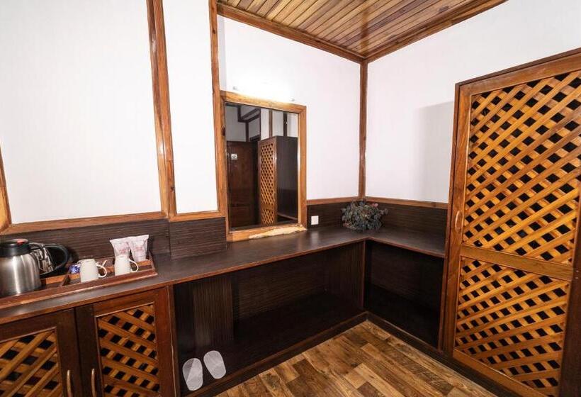 スイート, Yangthang Heritage