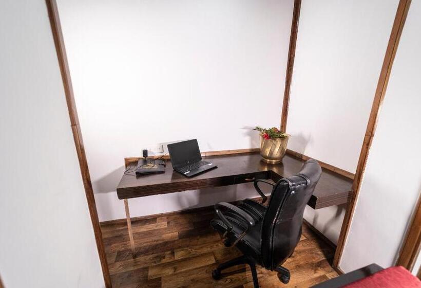 スイート, Yangthang Heritage