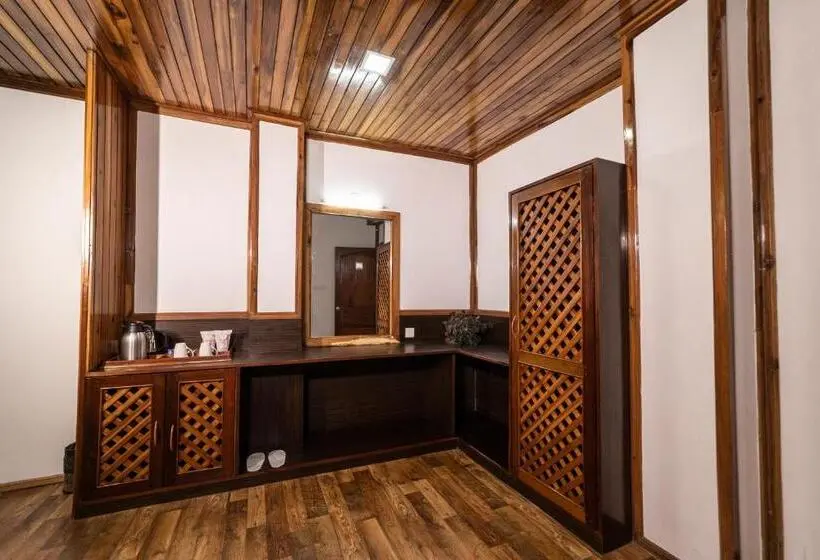 スイート, Yangthang Heritage