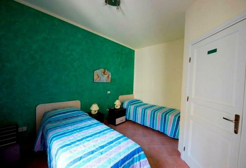 غرفة قياسية, Albachiara Holidays