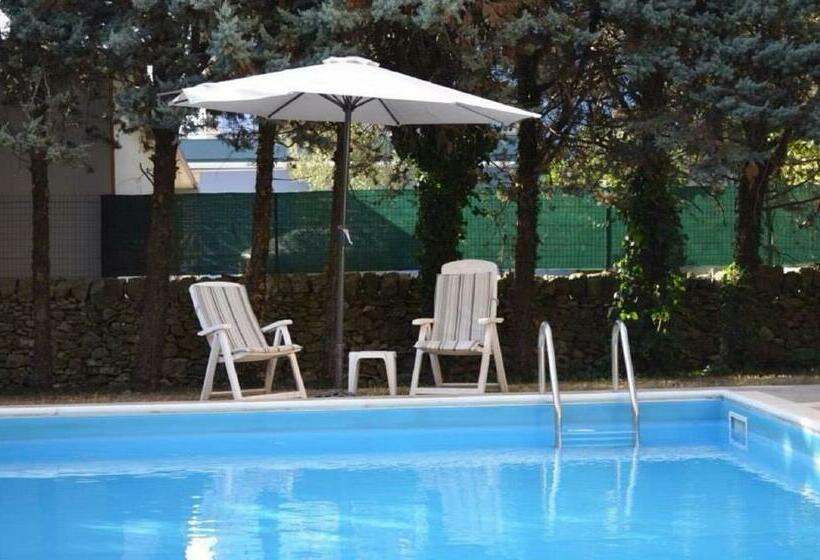 اتاق خانوادگی, B&b Rollo Garden