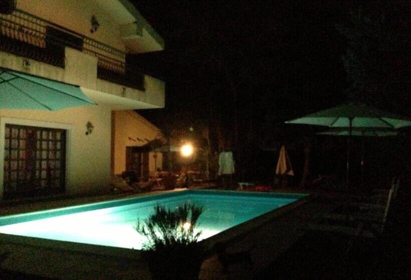 اتاق خانوادگی, B&b Rollo Garden